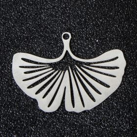 Estampes Pendentifs Feuille de Gingko 30mm métal finition Argenté