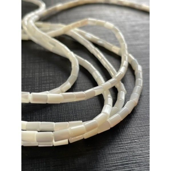 Perles nacre forme Tube 4 par 8 mm coloris Blanc
