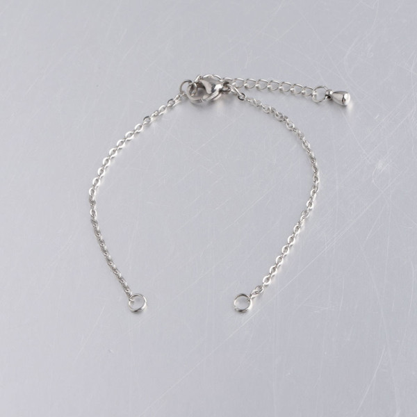 Bracelet ajustable avec chaine d'extension 14cm maille rectangle 2mm en Acier Inoxydable 304 coloris Argent Platine Rhodié