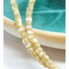 Perles Heishi de nacre véritable Beige Crème Rondelle  3 par 4mm
