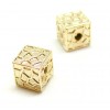 Perles Intercalaires cubes travaillés 6 mm en Cuivre finition Doré 18KT