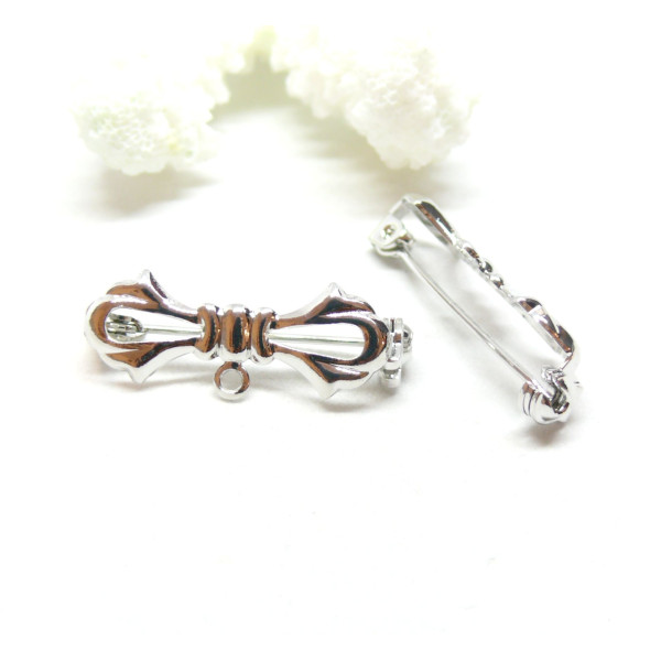 Supports de Broche Nœud avec attache 28mm laiton finition Argent Platine