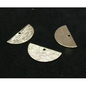 Pendentifs Demi Cercle 21mm, Laiton effet brossé, finition doré à l'or fin 18K