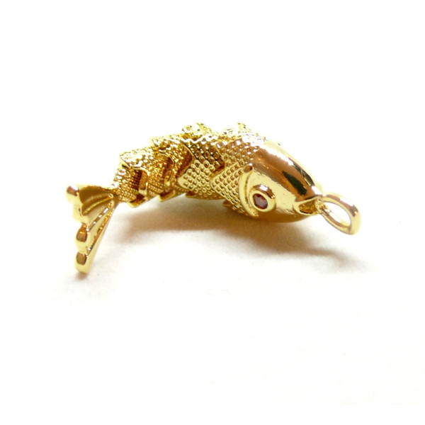 Pendentif Poisson 3D articulé 33mm, Cuivre finition Doré à l'or fin 18K