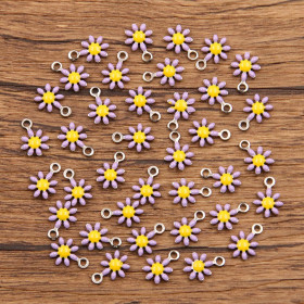 Pendentifs Fleur Marguerite résine émaillé Lilas 7mm en acier Inoxydable 304 finition Argenté