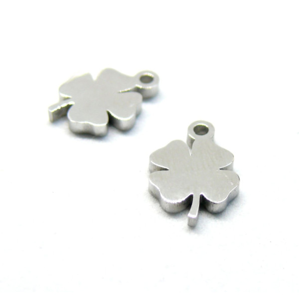 Pendentifs trèfle 10.5mm en Acier Inoxydable 304 finition Argenté